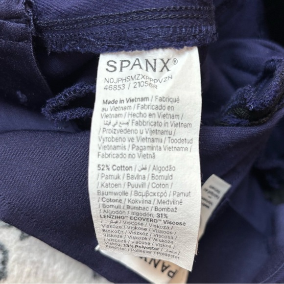 Spanx Stretch Twill Mini Skirt In Lapis Blue Women’s Size XS - Picture 7 of 8